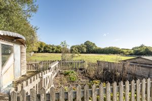 Photo 25- click for photo gallery